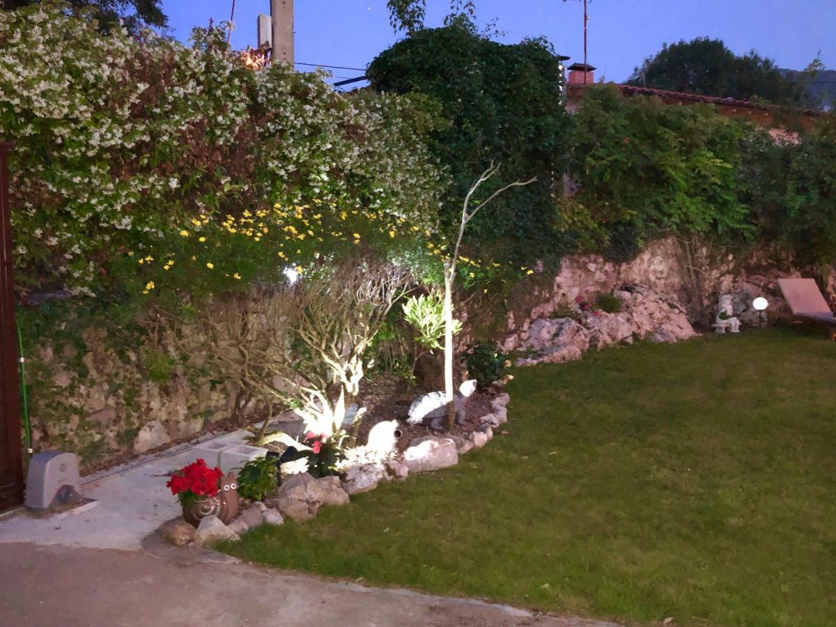 Casa Frente A Los Bufones De Pria Villa Llames de Pría Eksteriør billede